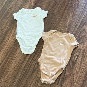 Nike Kids One Piece Set of 2 (3m)